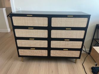 Furniture - 8 Drawer Dresser Black/Tan/Gold $100 obo