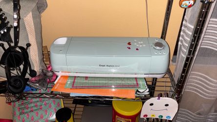 Cricut  explorer air 2