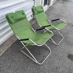Pair of Vintage Mid Century Green Aluminum Folding Rocking Lounge Chairs! Excellent condition! 