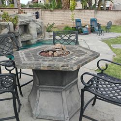 Fire Pit And Chairs 