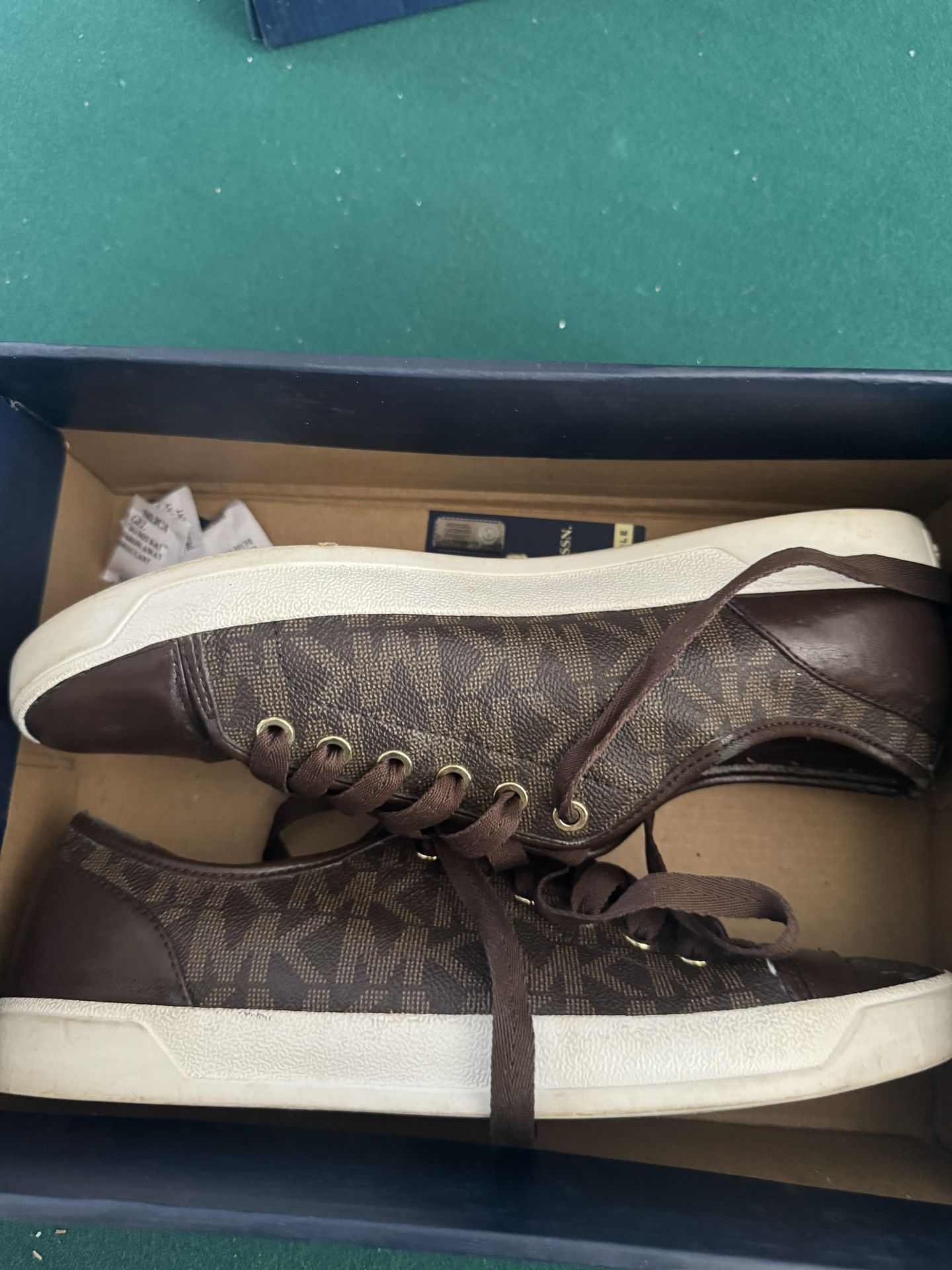 Michael Kors MK Monogram Brown Lace Up Sneakers Women’s Size 9.5** 