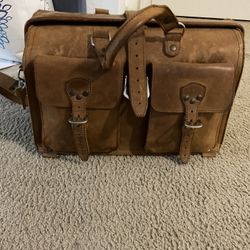 Saddleback Barrister Bag