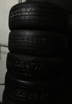 17” 4 used tires 265/65R17