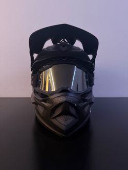 Troy Lee helmet