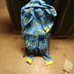 Size M ---zipper Pjs 