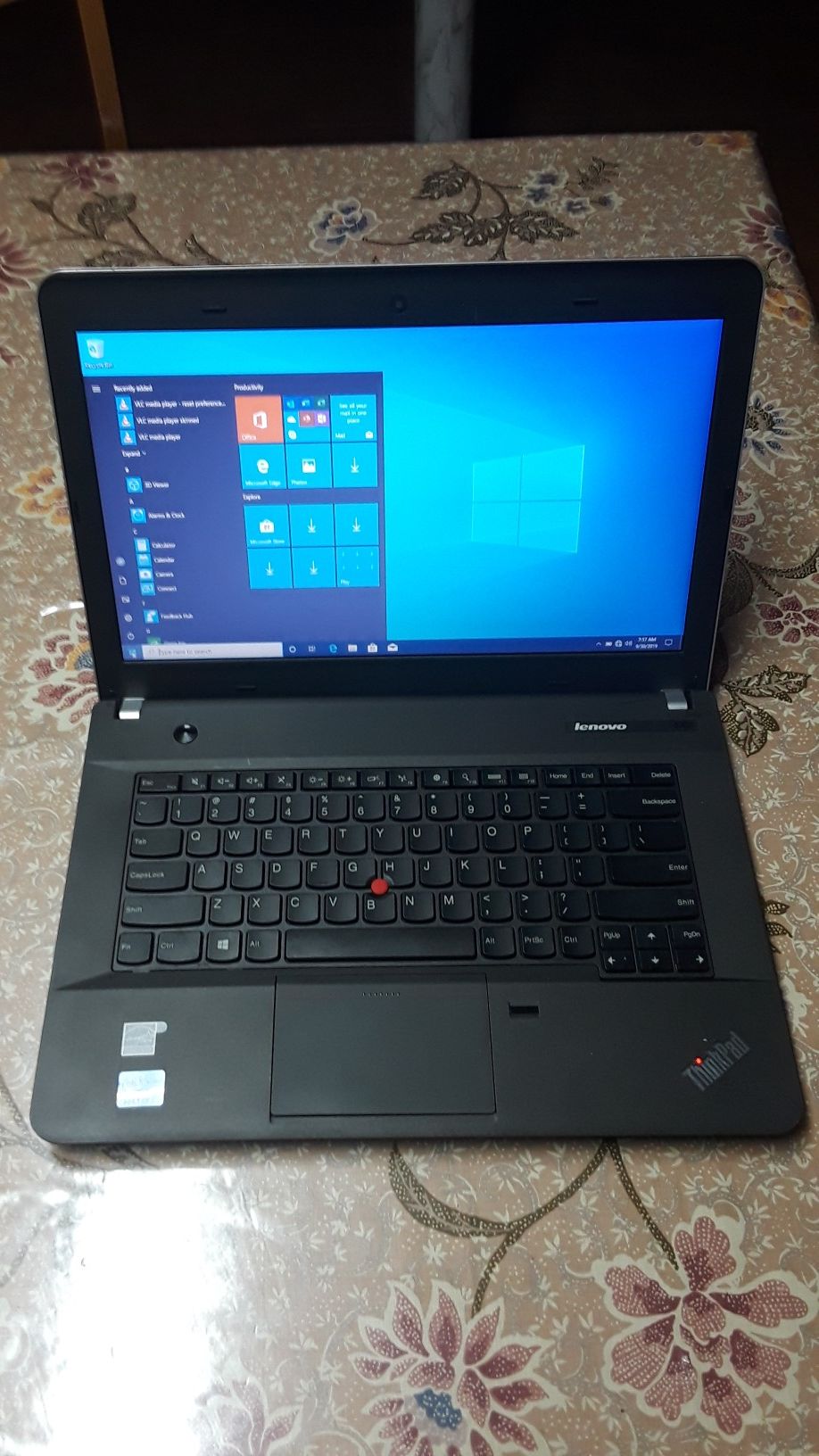 lenovo thinkpad edge fast 3rd gen i5 excellent condition