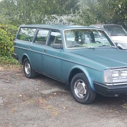 1983 Volvo Wagon 4spd