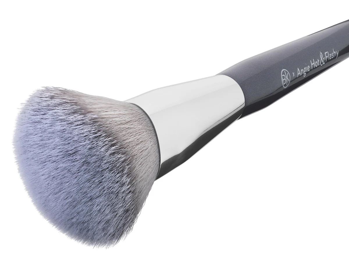 🍒NEW BK BEAUTY A507 BRUSH🍒