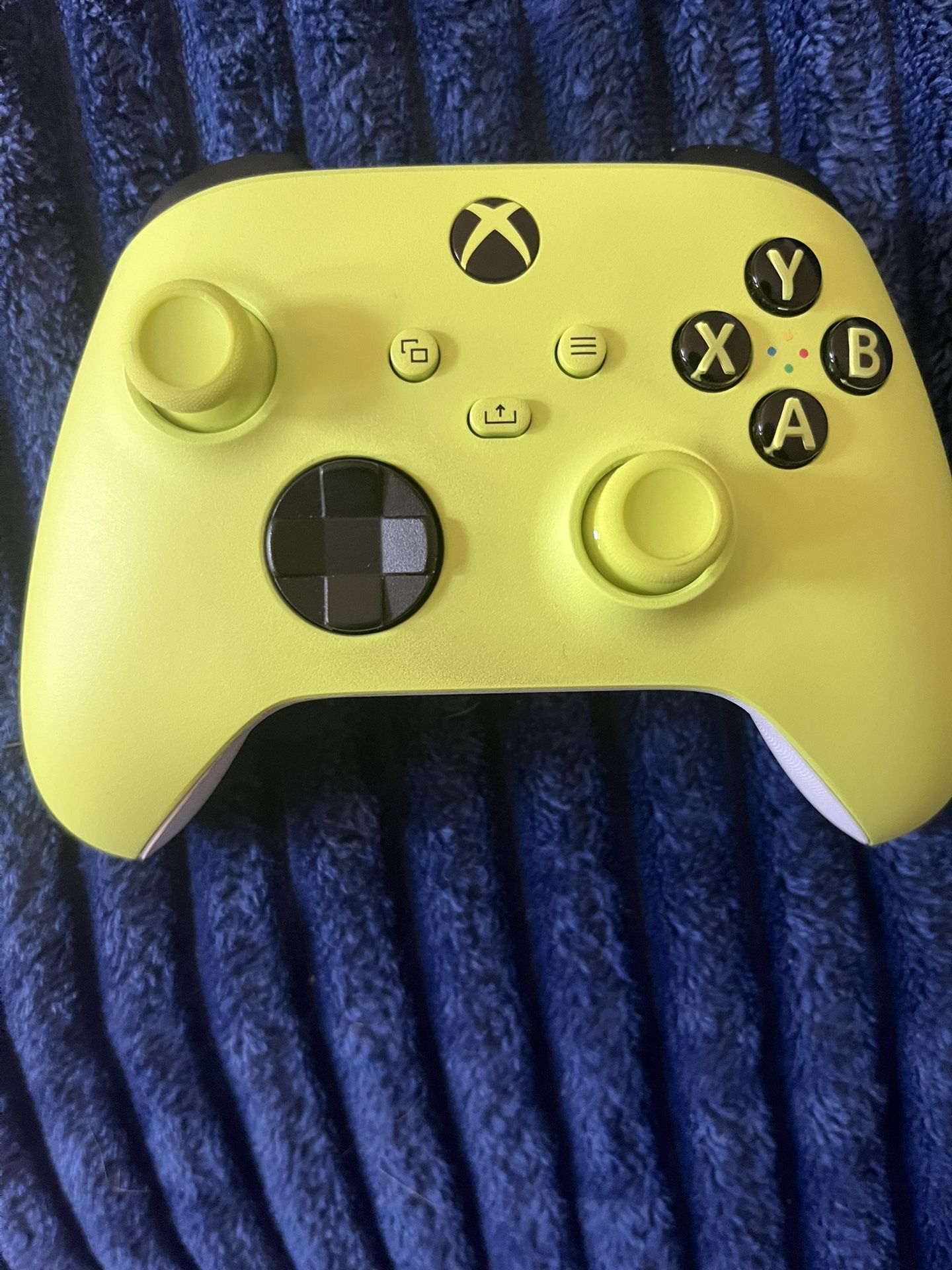 Electric Volt xbox Wireless Controller