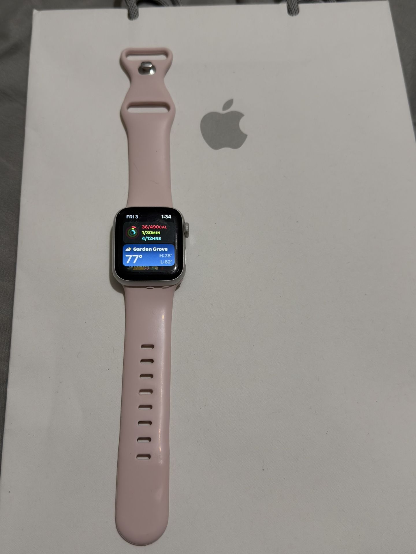 40mm Apple Watch Series Nike Limited Edition