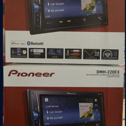 Pioneer DMH-220Ex!! Brand New !! Kicker !! Pioneer !!