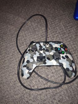 Xbox Wired Controller Camo Edition
