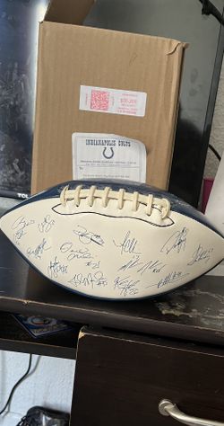 Signature Football Indiana Colts