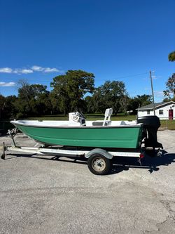 15’ Logic Center Console Boat