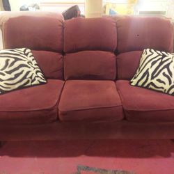 Flexsteal Couch Excellent Condition Very Comfortable Paid Over 2500 Can Deliver Okc Area 30