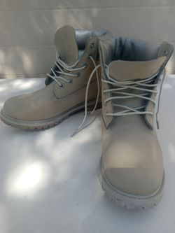 Timberland 6-Inch Lace-Up Boots