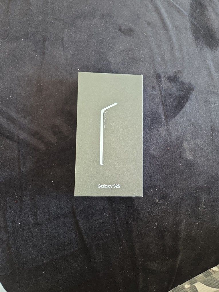 Samsung S25, Smoke Silver, New In The Box w/3 Months Service, Case, And Screen Protector For Sale!