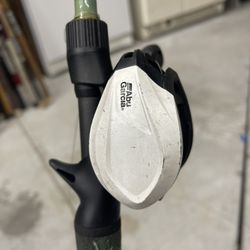 Abu Garcia IKEZLP Bait Caster On 7’ Speed Stick Xfinity Inshore M # 3
