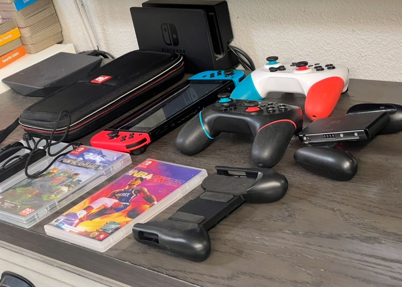 Nintendo Switch