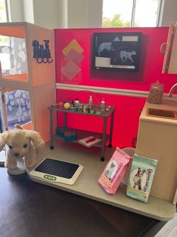 OG Our Generation Healthy Paws Bet Clinic Playset w. Accessories