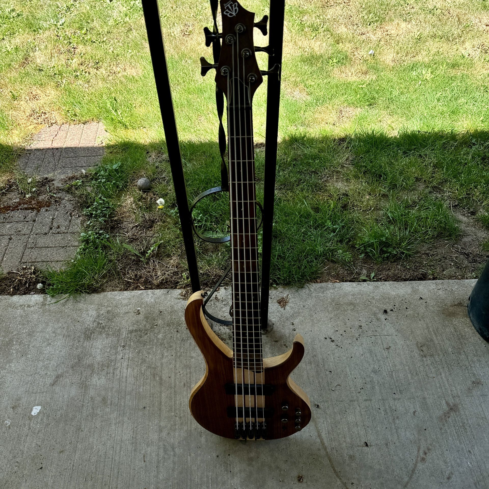 Ibanez 5-String BTB-5 Bass, Hardly used, Perfect!
