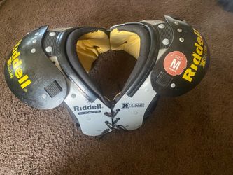 Riddell Youth Football 🏈 Pads Size Medium