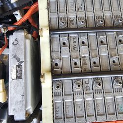 WE FIX HYBRID BATTERIES FOR TOYOTA PRIUS