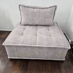 Accent Chair. Ottoman 