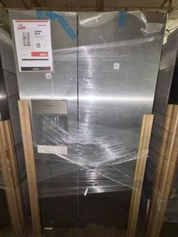 Frigidaire FRSS2623AS Refrigerator