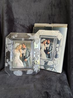 Frosted Glass 5X7 Picture Frame 