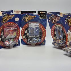 5 Winner's Circle NASCAR Diecast Cars Set