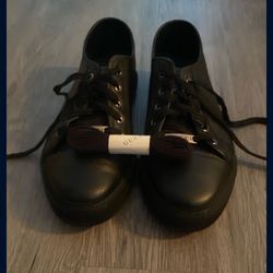 Gucci New Black Leather Low Top Sneakers Size  10-10.5-11