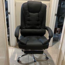 Office / Gaming Chair 