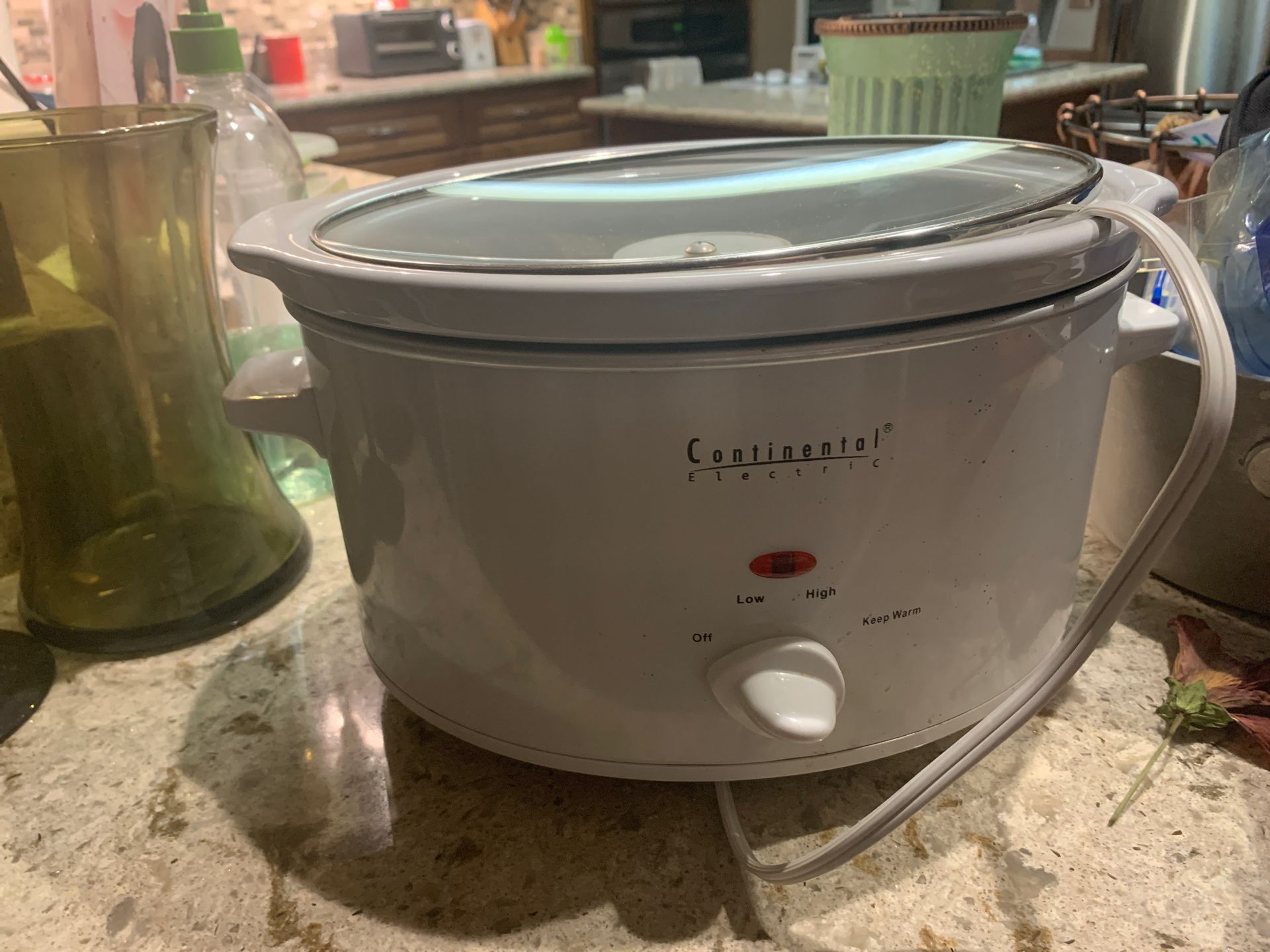 CROCK POT Like new without box