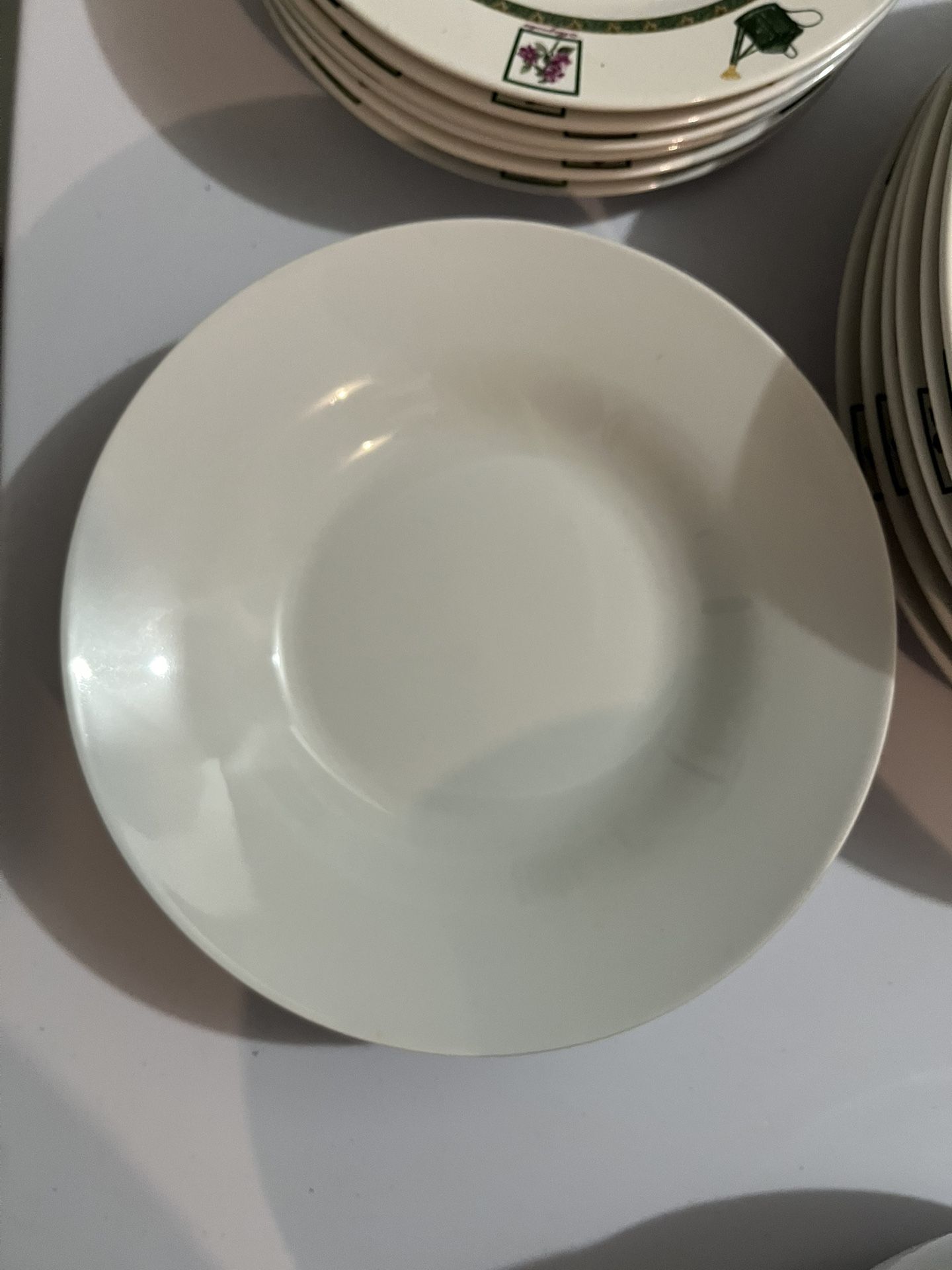 White Glass Plates