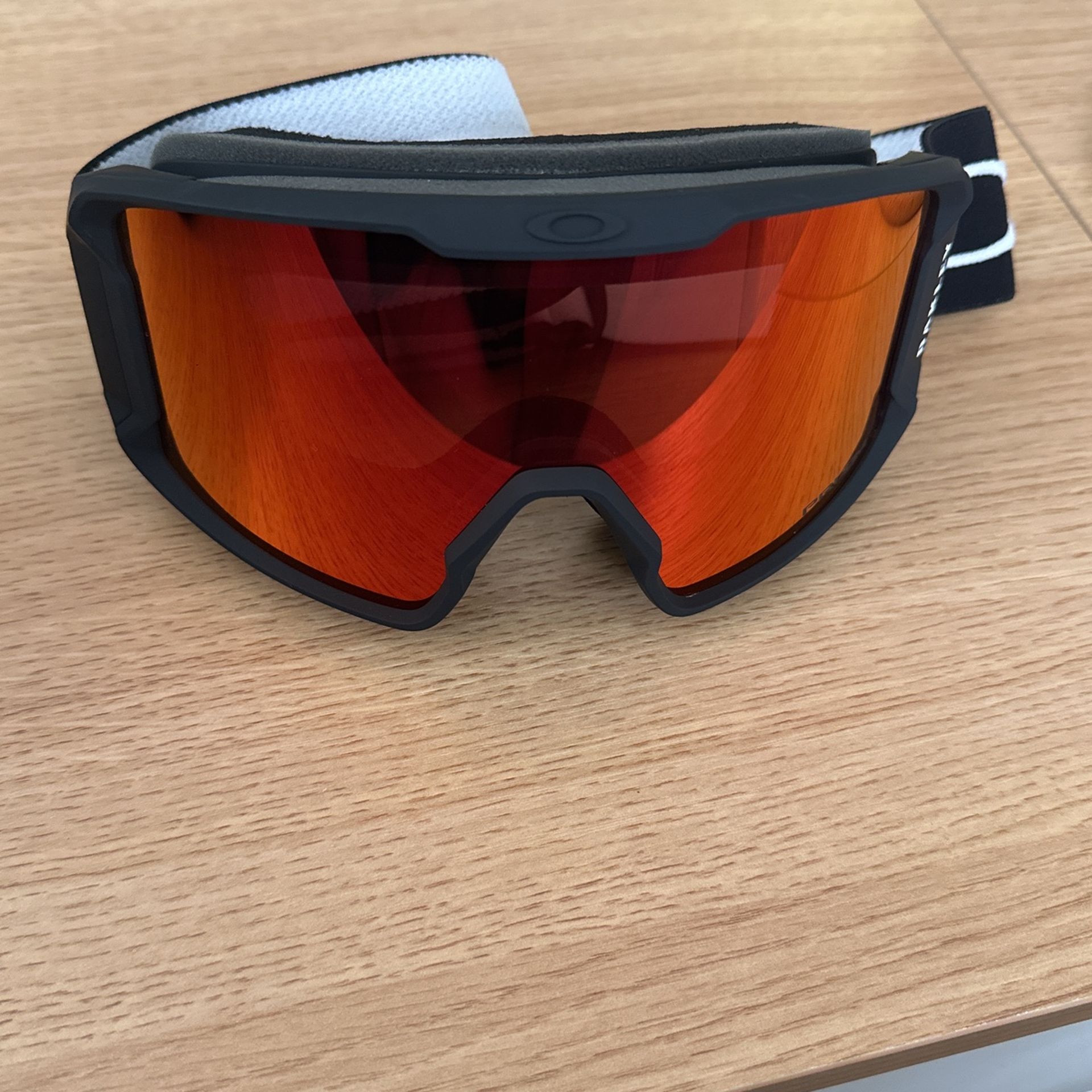 Oakley Line Miner L