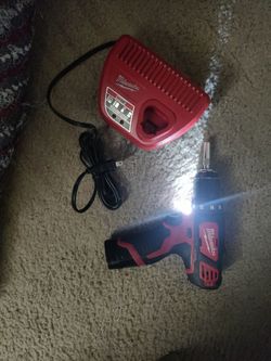 Milwaukee M12 Cordless Drill with Charger