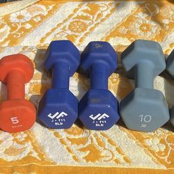 SET  OF  RUBBER  /  NEOPRENE  DUMBBELLS  (PAIRS OF)  :   10s   8s   5s 