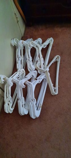Ganchos De Golgar Ropa Son 8/12 Docenas Seis Y Media Blancos Una Docena Azul Agua Y Una De 3 Colores