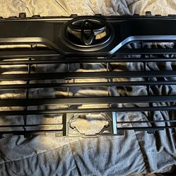 3rd Gen Tundra sr5 grill