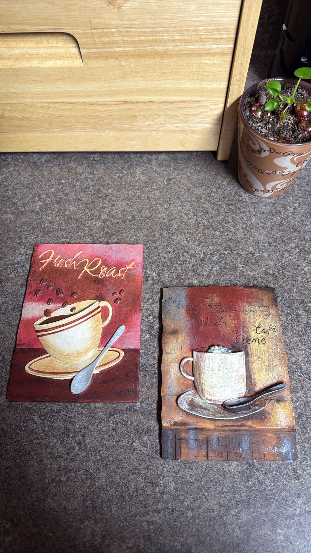 Set of Two Collectible Coffee Themed Decorative Resin Plaques