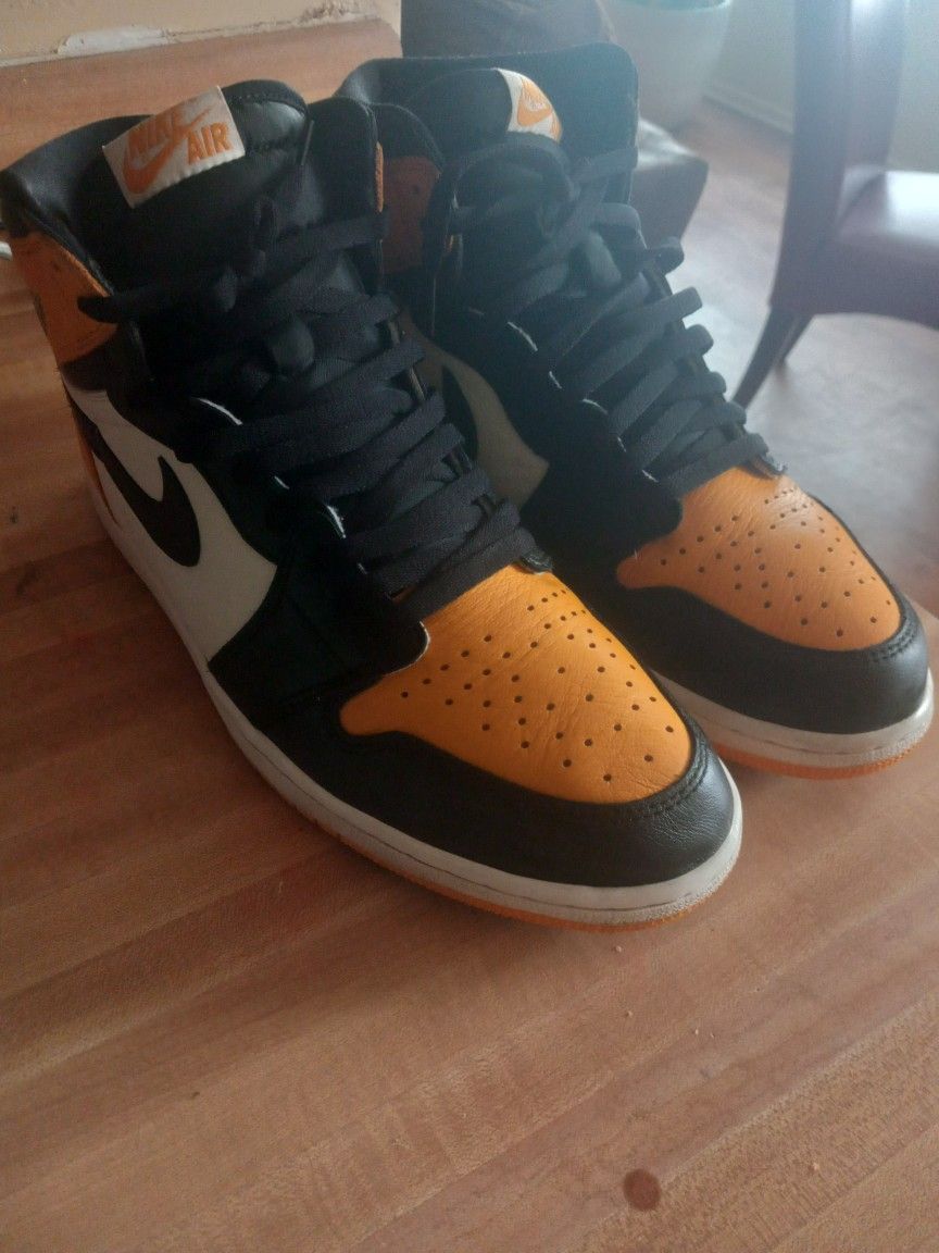Taxi Jordan 1s (Size 13 Men)