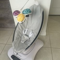 4moms MamaRoo Multi-Motion Baby Swing  