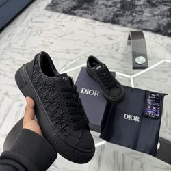 Dior B30 