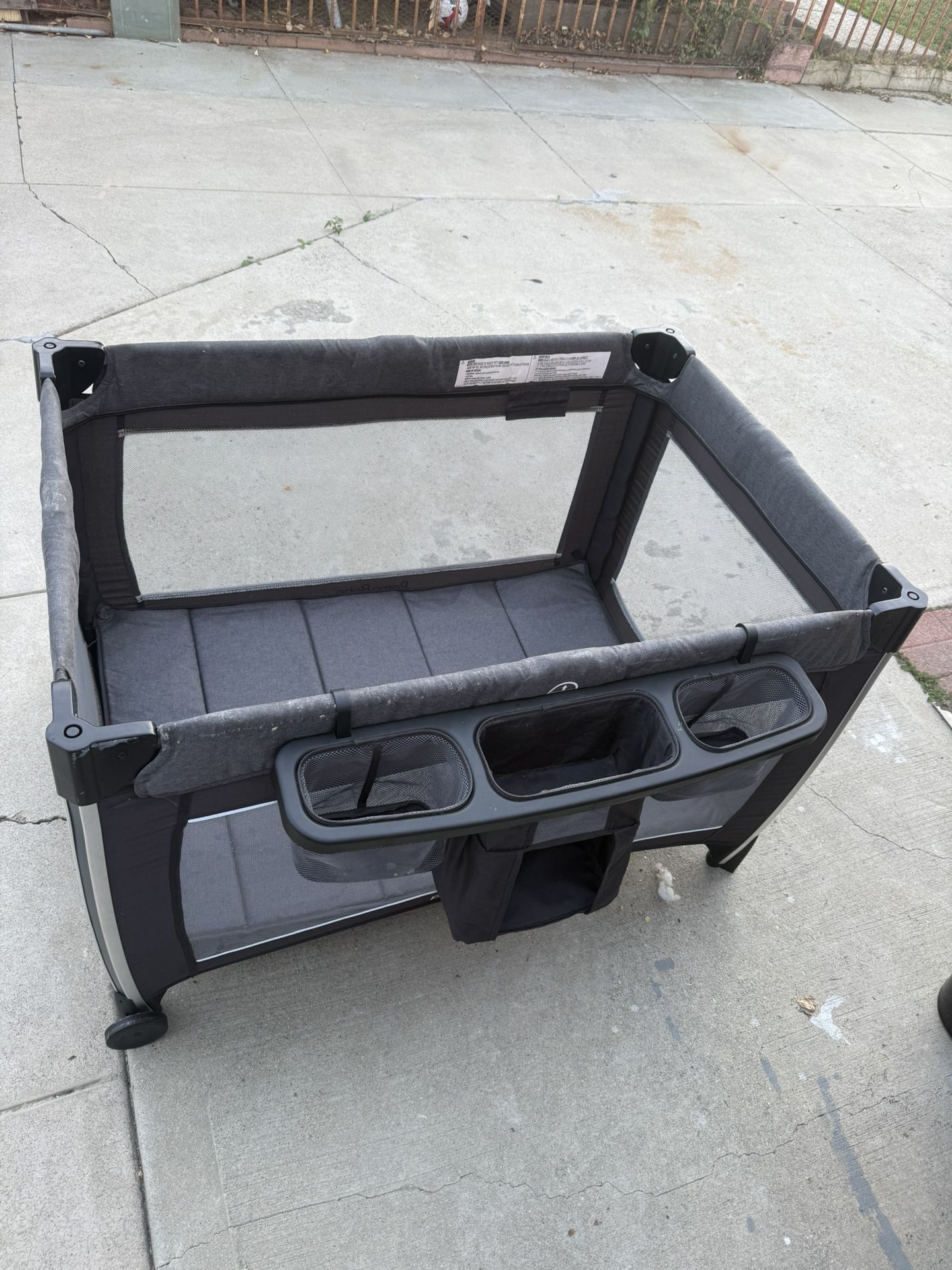 Baby Portable Crib/Play Pen