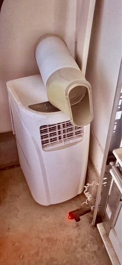 Portable air conditioner