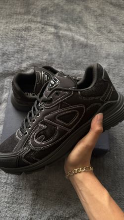 160$ Dior B30 Triple Black 