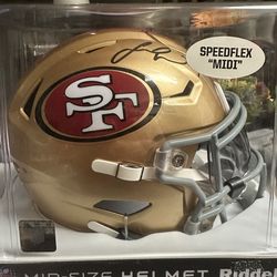 Fred Warner Signed San Francisco 49ers Riddell Midi Speedflex Helmet Beckett