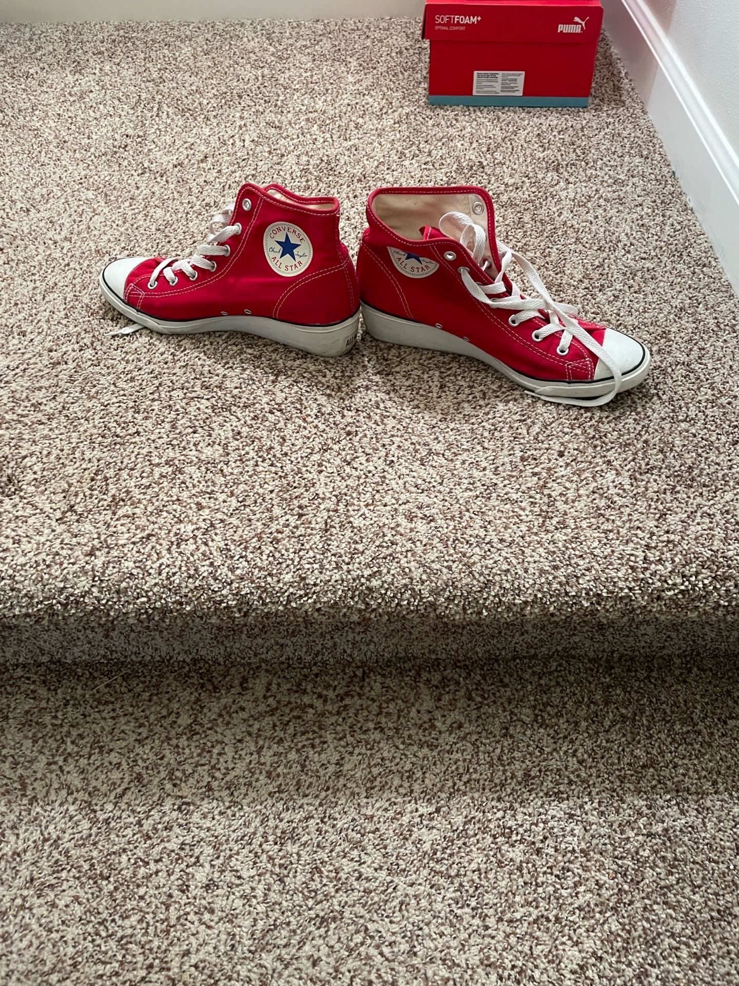 Converse Red High-Top Sneakers Sz 9