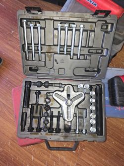 Gearwrench puller set